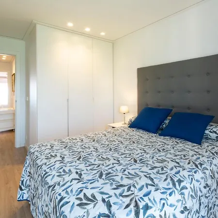 Carmenes Atico Apartment